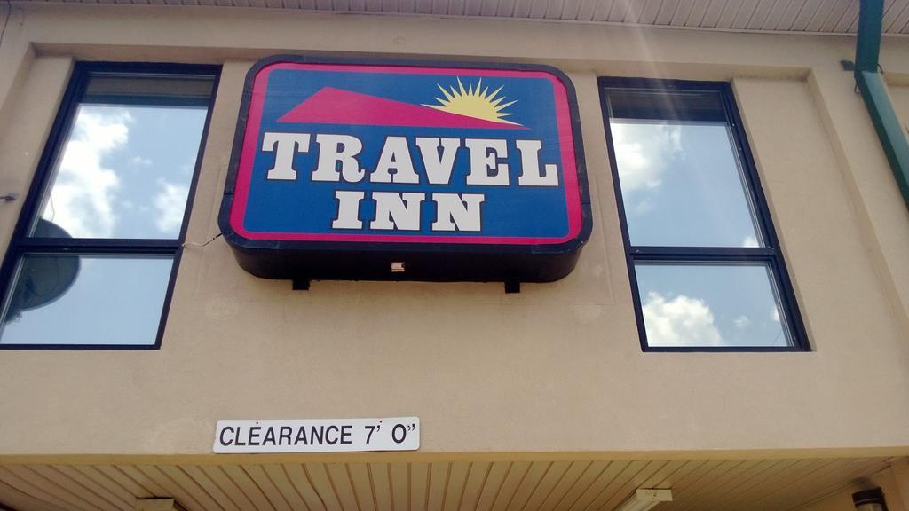 维克斯堡旅游酒店 外观 照片